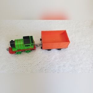 Thomas the Train Percy Diecast Metal‎ Tank Engine Friend Take Play Round Magnet